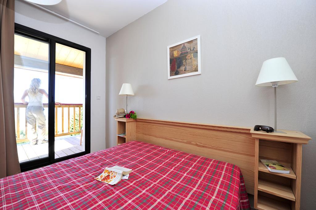 Residence Goelia Le Domaine De Castella Font-Romeu-Odeillo-Via Oda fotoğraf