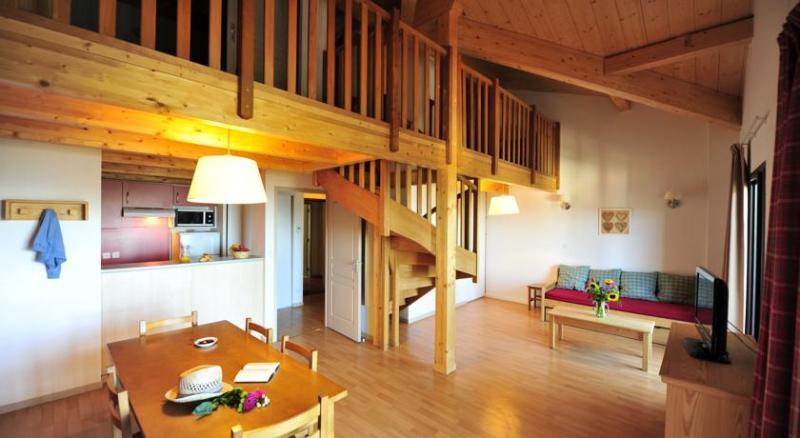 Residence Goelia Le Domaine De Castella Font-Romeu-Odeillo-Via Dış mekan fotoğraf
